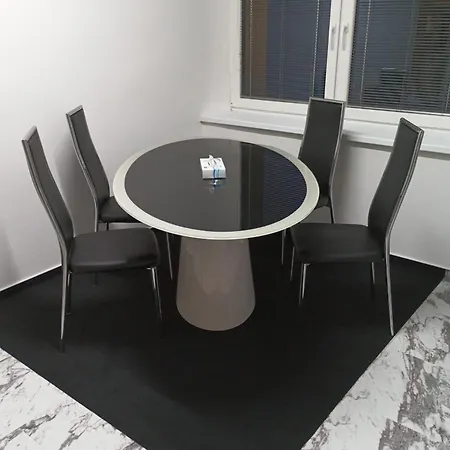 2 Bedroom, Kitchen&terrace Ostrava