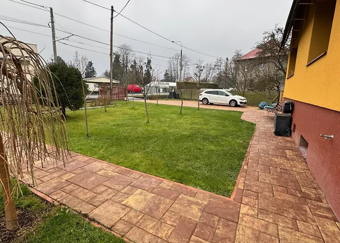 Apartment 2 Bedroom, Kitchen And Terrace